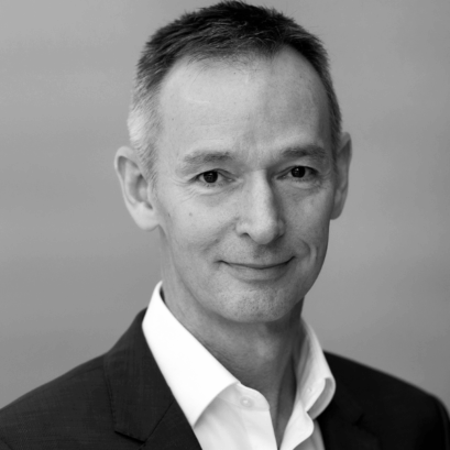 Chris Spencer, CEO EMEA at Bravura Solutions – corporate leadership headshot